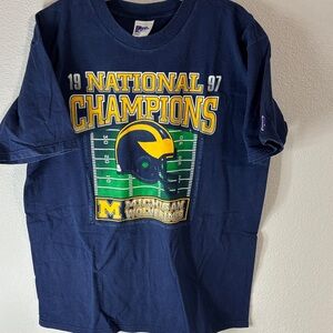 Champion Navy Blue National Champions T-Shirt vintage Pro Player 1997